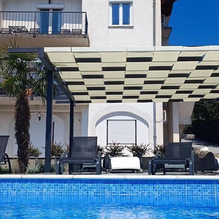 Apartmani Bura Crikvenica Exterior foto
