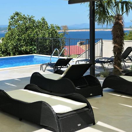 Apartmani Bura Crikvenica Exterior foto