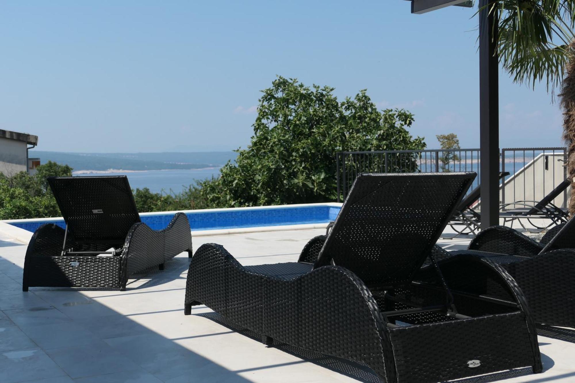 Apartmani Bura Crikvenica Exterior foto